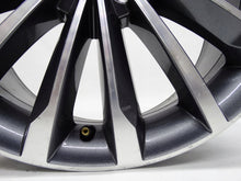 Laden Sie das Bild in den Galerie-Viewer, 1x Alufelge 18 Zoll 7.0" 5x112 43ET 565601025L Mg Kodiaq Rim Wheel FEL1163172133gr