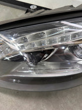 Laden Sie das Bild in den Galerie-Viewer, Frontscheinwerfer Mercedes-Benz W222 A2229068602 Ein Stück (Rechts oder Links) SCH6422366689sg