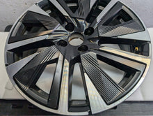 Laden Sie das Bild in den Galerie-Viewer, 1x Alufelge 18 Zoll 7.0" 5x108 35ET 9828186880 Peugeot 2008 Rim Wheel FEL4573641637ki