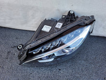 Load image into Gallery viewer, Frontscheinwerfer Mercedes-Benz A2059063104 A2059063204 LED Ein Satz Headlight SCH5084013423rv