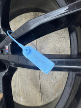 Load image into Gallery viewer, 1x Alufelge 19 Zoll 8.0" 5x120 27ET Glanz Schwarz 8089892 BMW 3 G21 G20 FEL6092276128ot