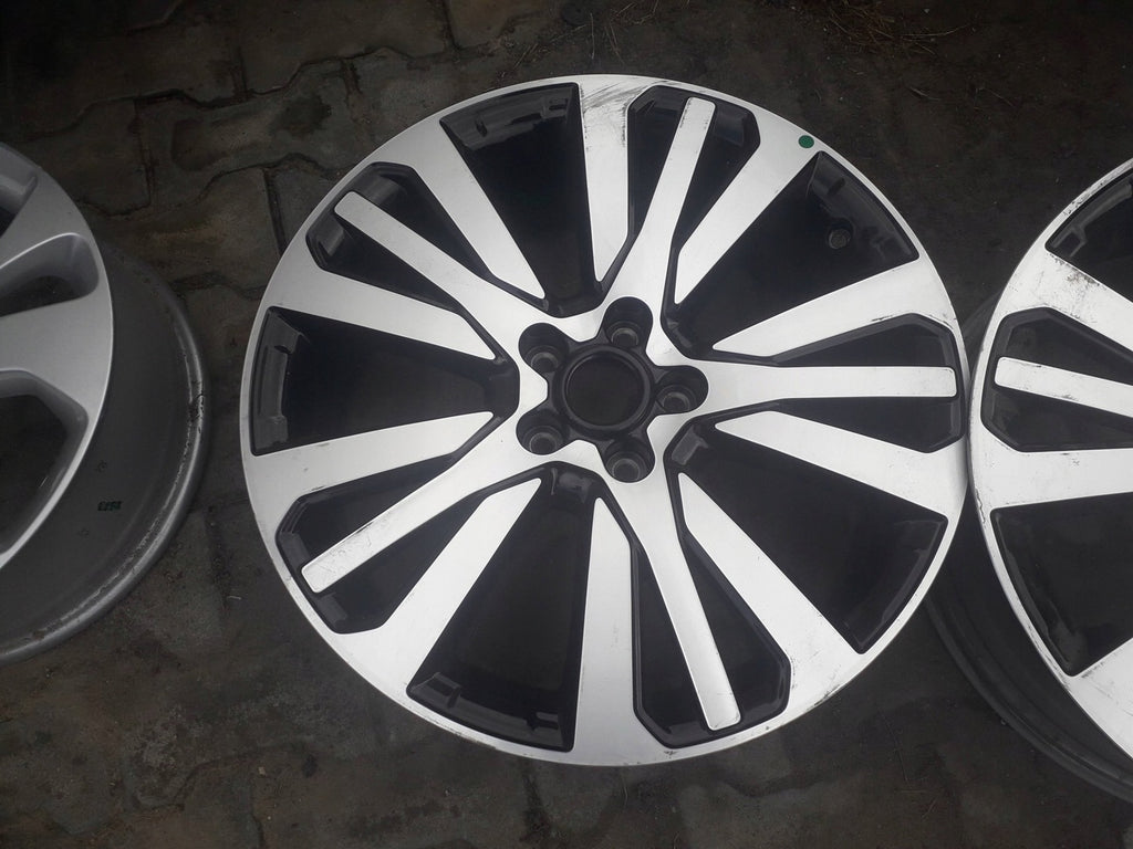 1x Alufelge 19 Zoll 7.0" 5x114.3 40ET 403003273 Renault Espace Koleos Ii