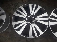 Laden Sie das Bild in den Galerie-Viewer, 1x Alufelge 19 Zoll 7.0&quot; 5x114.3 40ET 403003273 Renault Espace Koleos Ii