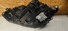 Laden Sie das Bild in den Galerie-Viewer, Frontscheinwerfer VW Golf VIII 5H1941006 Rechts Scheinwerfer Headlight SCH9997163012th