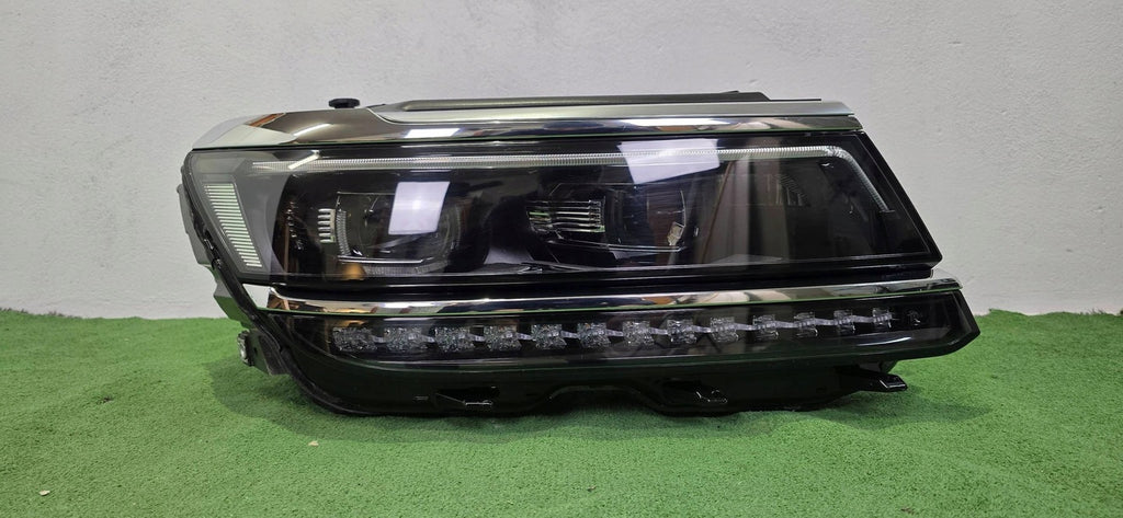 Frontscheinwerfer VW Tiguan 5NB941082A Rechts Scheinwerfer Headlight SCH4757399885bf