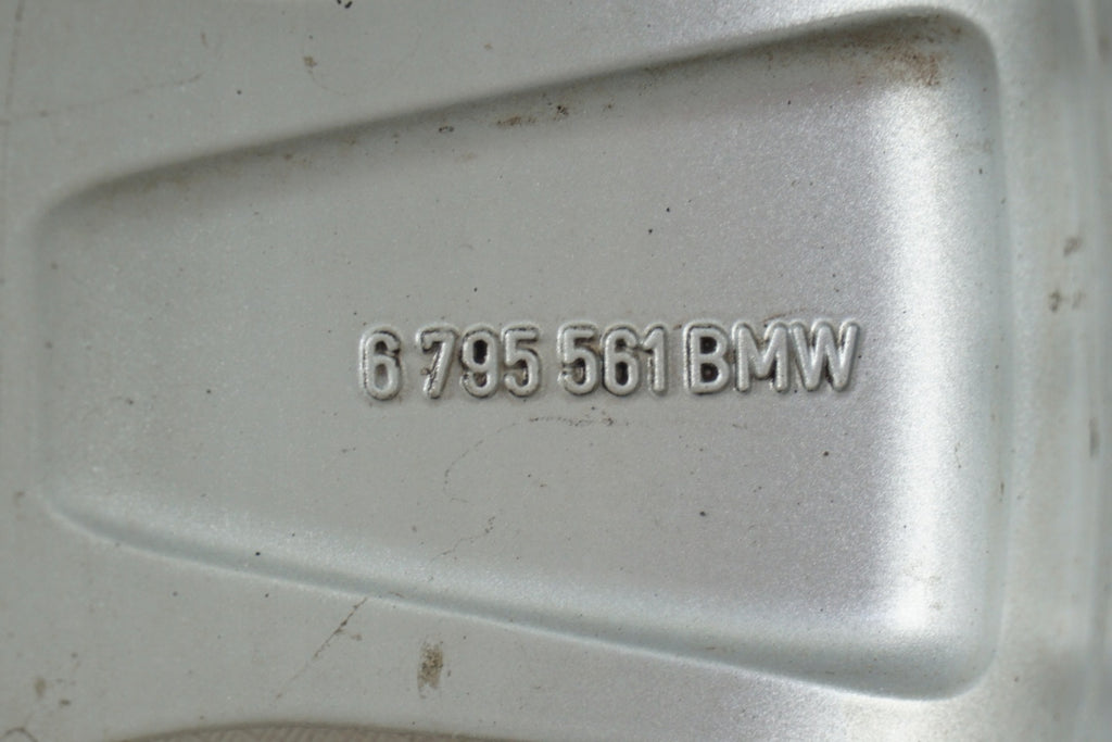 1x Alufelge 17 Zoll 6.5" 5x120 47ET Glanz Silber 6795561 BMW 1 E81 E87 Rim Wheel FEL5706566942gr