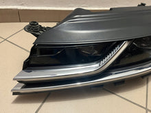 Laden Sie das Bild in den Galerie-Viewer, Frontscheinwerfer VW 3G8941035 Links Scheinwerfer Headlight SCH3370875346ai