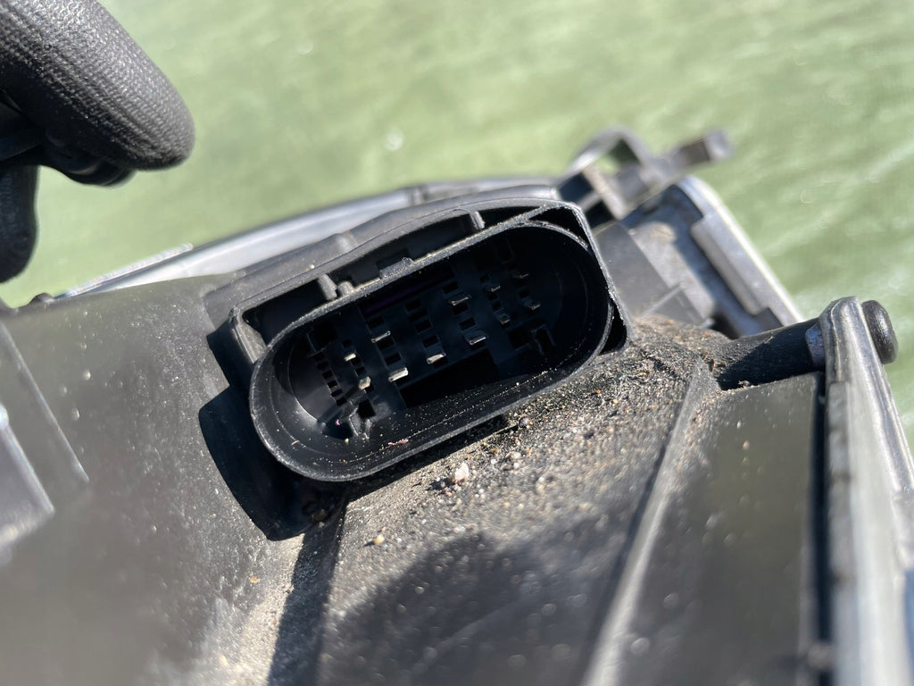 Frontscheinwerfer Audi A4 B8 8K0941003P Xenon Ein Stück (Rechts oder Links)