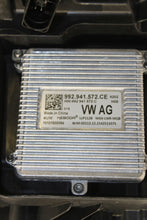 Laden Sie das Bild in den Galerie-Viewer, Frontscheinwerfer VW Id.4 11B941035 11B941036 Ein Stück (Rechts oder Links) SCH5166961935dg