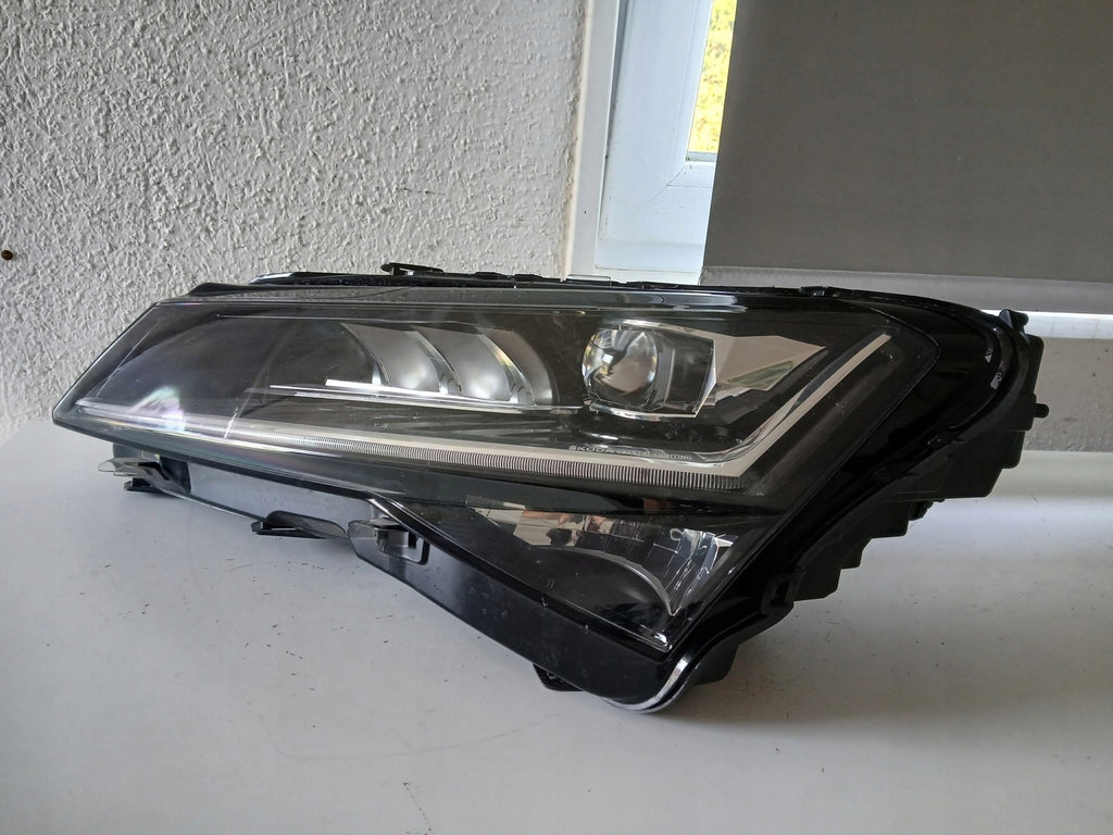 Frontscheinwerfer Skoda Superb III 3V1941015D 3V1941016 LED Rechts oder Links