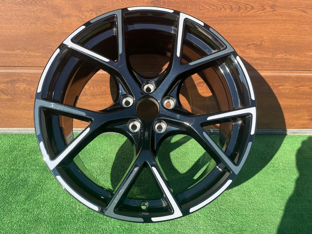 1x Alufelge 19 Zoll 8.0" 5x112 46ET 8Y0601025CA Audi A3 Rim Wheel