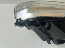 Laden Sie das Bild in den Galerie-Viewer, Frontscheinwerfer Peugeot 208 9802221280 Rechts Scheinwerfer Headlight