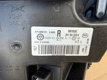 Laden Sie das Bild in den Galerie-Viewer, Frontscheinwerfer VW Amarok 90076592 Xenon Rechts Scheinwerfer Headlight SCH6904324984mg