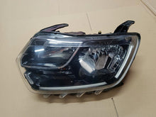 Laden Sie das Bild in den Galerie-Viewer, Frontscheinwerfer Dacia Duster 260609367R Links Scheinwerfer Headlight SCH9355491219ax