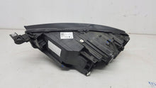 Load image into Gallery viewer, Frontscheinwerfer Seat Ateca 576941032B Full LED Rechts Scheinwerfer Headlight SCH2836593481dg