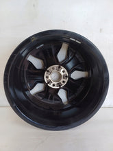 Laden Sie das Bild in den Galerie-Viewer, 1x Alufelge 18 Zoll 7.5&quot; 5x112 53ET Glanz Schwarz A2474012800 Mercedes-Benz W247