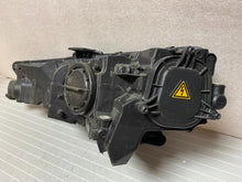 Laden Sie das Bild in den Galerie-Viewer, Frontscheinwerfer Audi A4 8W0941006 Xenon Rechts Scheinwerfer Headlight SCH6278307263aj