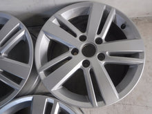 Load image into Gallery viewer, 1x Alufelge 16 Zoll 6.5&quot; 5x112 50ET Silber VW Golf Touran Rim Wheel