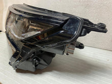 Laden Sie das Bild in den Galerie-Viewer, Frontscheinwerfer Skoda Kodiaq 566941035 Full LED Links Scheinwerfer Headlight SCH1519153124sq