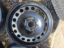 Laden Sie das Bild in den Galerie-Viewer, 4x Alufelge 17 Zoll 6.5" 5x112 38ET Glanz Schwarz 5QF601027 Audi Super Rim Wheel FEL7643546952tp