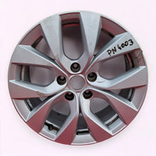 Laden Sie das Bild in den Galerie-Viewer, 1x Alufelge 17 Zoll 7.0&quot; 5x114.3 35ET 403001698R Renault Megane Captur Rim Wheel