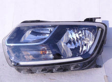 Load image into Gallery viewer, Frontscheinwerfer Dacia Duster 260609367R Ein Stück (Rechts oder Links)