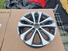 Laden Sie das Bild in den Galerie-Viewer, 1x Alufelge 16 Zoll 6.5&quot; 5x114.3 44ET 403007532R Renault Rim Wheel