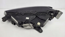 Laden Sie das Bild in den Galerie-Viewer, Frontscheinwerfer Skoda Superb III 3V1941016D Rechts Scheinwerfer Headlight SCH2100710638dn