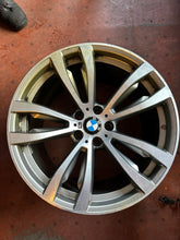 Load image into Gallery viewer, 1x Alufelge 20 Zoll 8.0" 5x112 30ET 6796239 BMW G31 G30 Rim Wheel FEL6679995439se