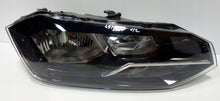 Laden Sie das Bild in den Galerie-Viewer, Frontscheinwerfer VW Polo Halogen Ein Satz Scheinwerfer Headlight