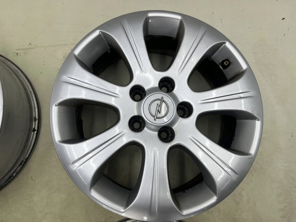 4x Alufelge 16 Zoll 6.5" 5x110 39ET 13256791 Opel Astra G Zafira B Meriva FEL4903406520sm
