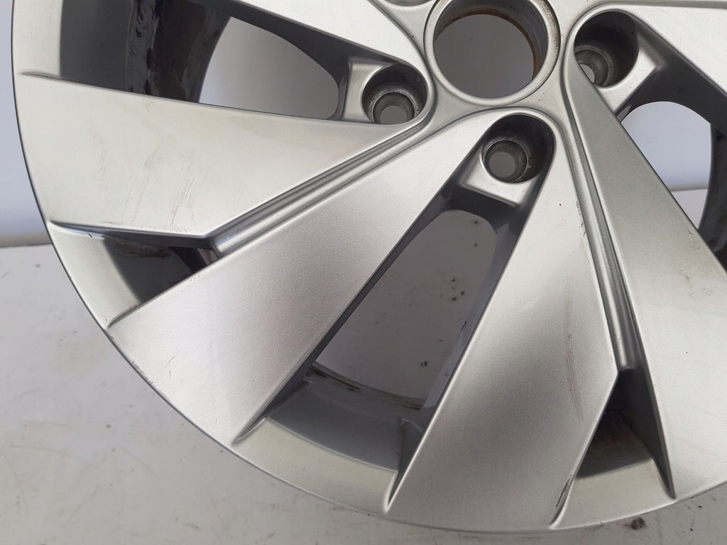 1x Alufelge 17 Zoll 7.5" 5x112 51ET Glanz Silber 5H0601025C VW Golf Rim Wheel FEL4535512086iz