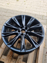 Load image into Gallery viewer, 1x Alufelge 20 Zoll 9.0" 5x112 38ET Glanz Silber 4KE071490A Audi Rim Wheel FEL3095925887ji