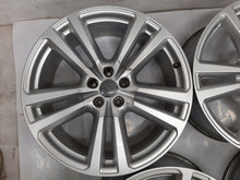Laden Sie das Bild in den Galerie-Viewer, 4x Alufelge 20 Zoll 8.0" 5x112 28ET Glanz Silber Audi Q7 Rim Wheel FEL9915999156aj