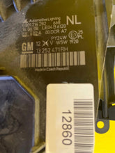 Laden Sie das Bild in den Galerie-Viewer, Frontscheinwerfer Opel Zafira B 0301214282 Xenon Rechts Scheinwerfer Headlight