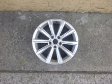 Load image into Gallery viewer, 1x Alufelge 17 Zoll 7.0&quot; 5x112 40ET 3G0801025 VW Passat B8 Rim Wheel