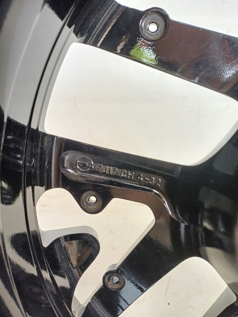 1x Alufelge 17 Zoll 7.0" 4x108 32ET 93484567, 9833892680 Opel Corsa F Rim Wheel