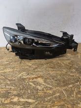 Laden Sie das Bild in den Galerie-Viewer, Frontscheinwerfer Mazda VI LED Rechts Scheinwerfer Headlight