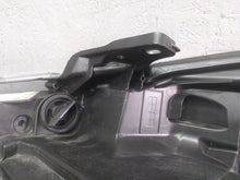 Laden Sie das Bild in den Galerie-Viewer, Frontscheinwerfer Mercedes-Benz Vito W447 A4479067800 Rechts Headlight