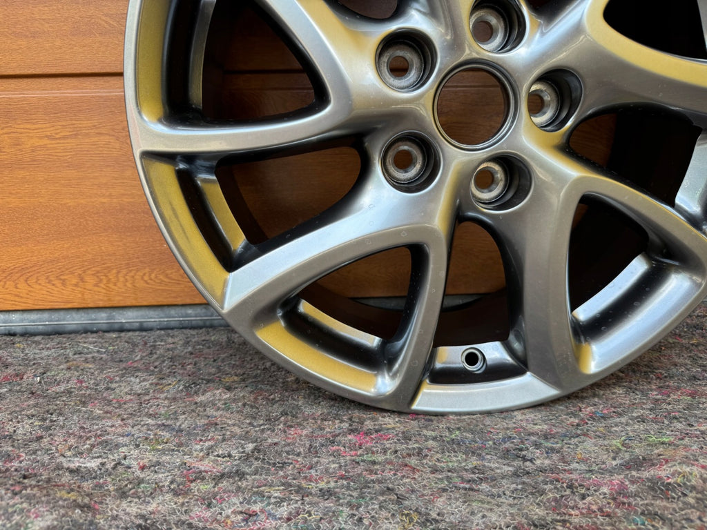1x Alufelge 17 Zoll 7.0" 5x114.3 52 5ET Glanz Grau 9965557070 Mazda 3 I FEL8279687553mh