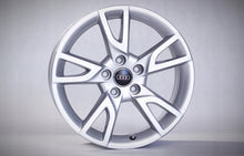 Load image into Gallery viewer, 4x Alufelge 17 Zoll 6.5" 5x112 33ET Glanz Silber 8U0071497 Audi Q3 Rim Wheel FEL9856973142cu