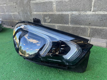 Load image into Gallery viewer, Frontscheinwerfer Mercedes-Benz Gle A1679069604 LED Rechts Headlight