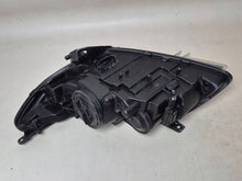 Laden Sie das Bild in den Galerie-Viewer, Frontscheinwerfer Saab 93 FUP1381 Rechts Scheinwerfer Headlight