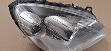 Laden Sie das Bild in den Galerie-Viewer, Frontscheinwerfer Mercedes-Benz W245 SJUW72I27281KQK Rechts Headlight SCH2681984577vm