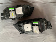 Laden Sie das Bild in den Galerie-Viewer, Frontscheinwerfer Audi Q5 8R0941004AJ 8R0941003AJ Xenon Rechts oder Links SCH7903500755ct