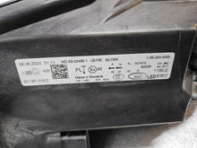 Laden Sie das Bild in den Galerie-Viewer, Frontscheinwerfer Skoda Superb 3V1941016D 3V1941015 Rechts Headlight SCH7639439181zv