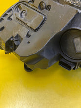 Laden Sie das Bild in den Galerie-Viewer, Frontscheinwerfer Mercedes-Benz W206 A2069068003 LED Rechts Headlight SCH1188616829iq