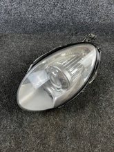 Laden Sie das Bild in den Galerie-Viewer, Frontscheinwerfer Mercedes-Benz W251 Bi-Xenon Links Scheinwerfer Headlight SCH4141243803nh