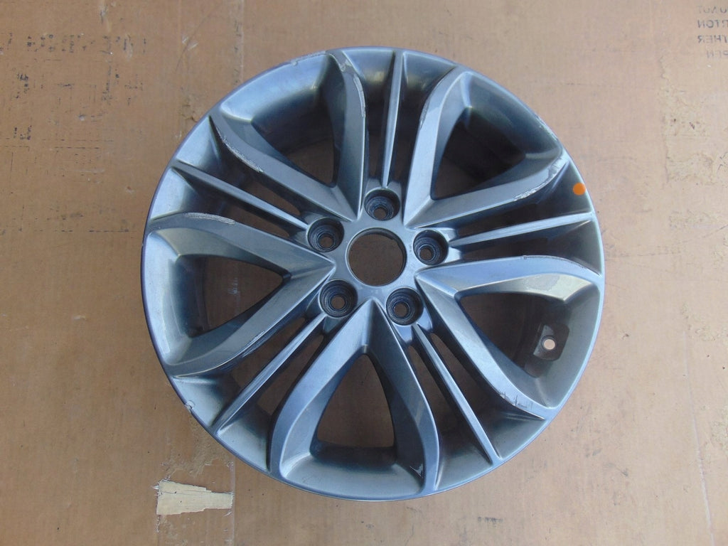 1x Alufelge 17 Zoll 6.5" 5x114.3 Glanz Silber 52910-2Y650 Hyundai Ix35 Rim Wheel