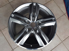 Laden Sie das Bild in den Galerie-Viewer, 1x Alufelge 18 Zoll 7.5" 5x112 51ET Graphit 7850456- BMW F39 X1 F48 Rim Wheel FEL6513397318mo